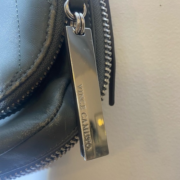 Quilted Crossbody Bag - Picture 5 of 8